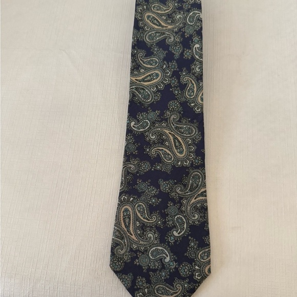 Two Beautiful and Elegant Paisley Patterned Ties by Bert Pulitzer - Picture 1 of 14